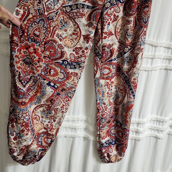 BNWOT Boho halter top and pants. Size small. FINAL PRICE!!! - Picture 7 of 15